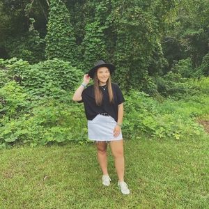 Meet your Posher, Avery